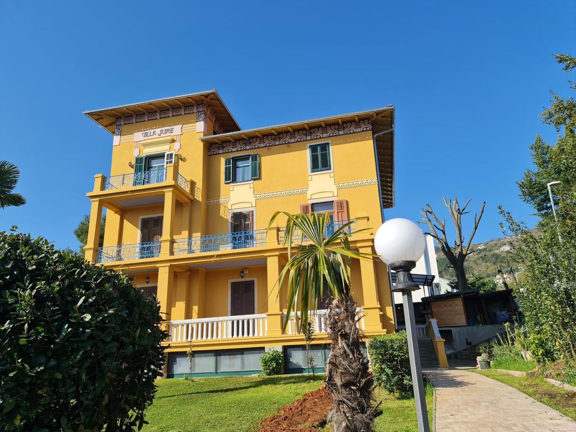 Villa Jure - Apartment Mirjana ロヴラン エクステリア 写真